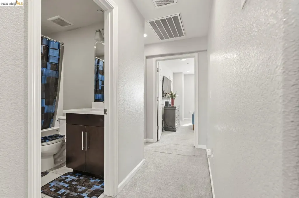 24541 Blossom Acre Way Hayward CA 94544