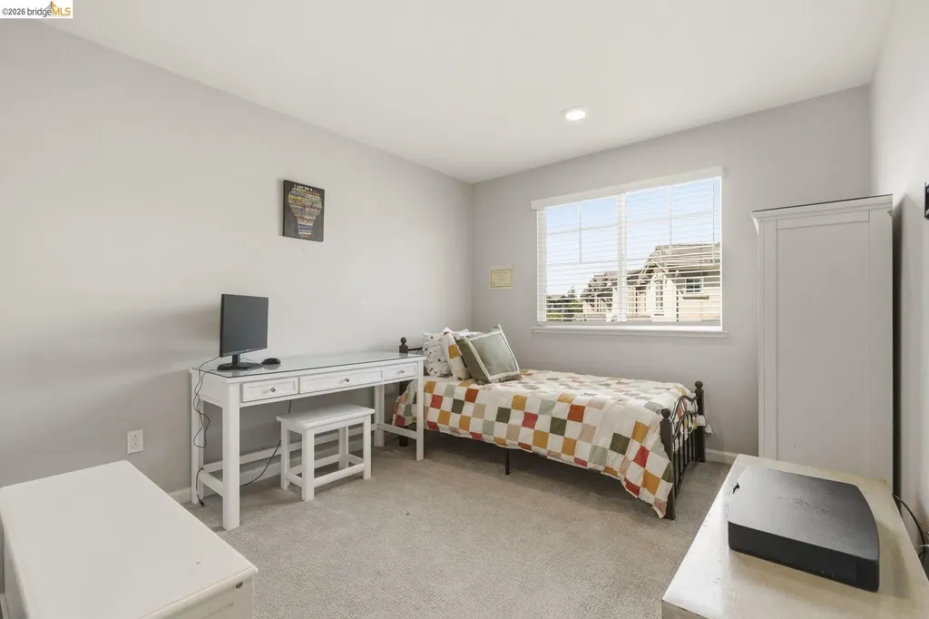 24541 Blossom Acre Way Hayward CA 94544