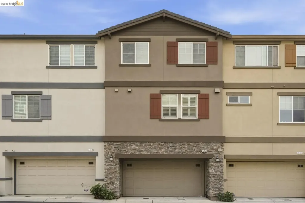 24541 Blossom Acre Way Hayward CA 94544