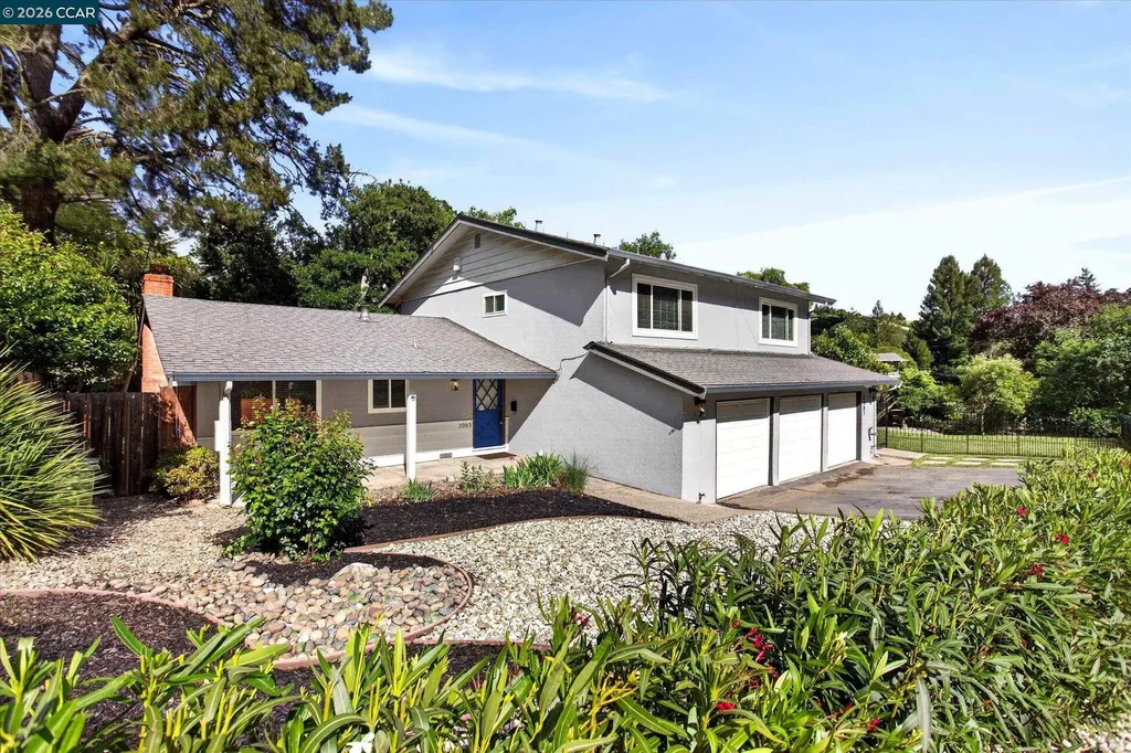2083 Donald Drive Moraga CA 94556