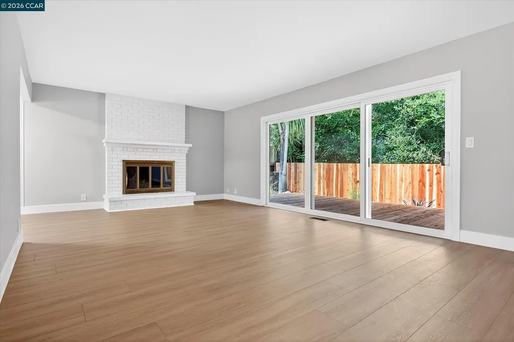2083 Donald Drive Moraga CA 94556