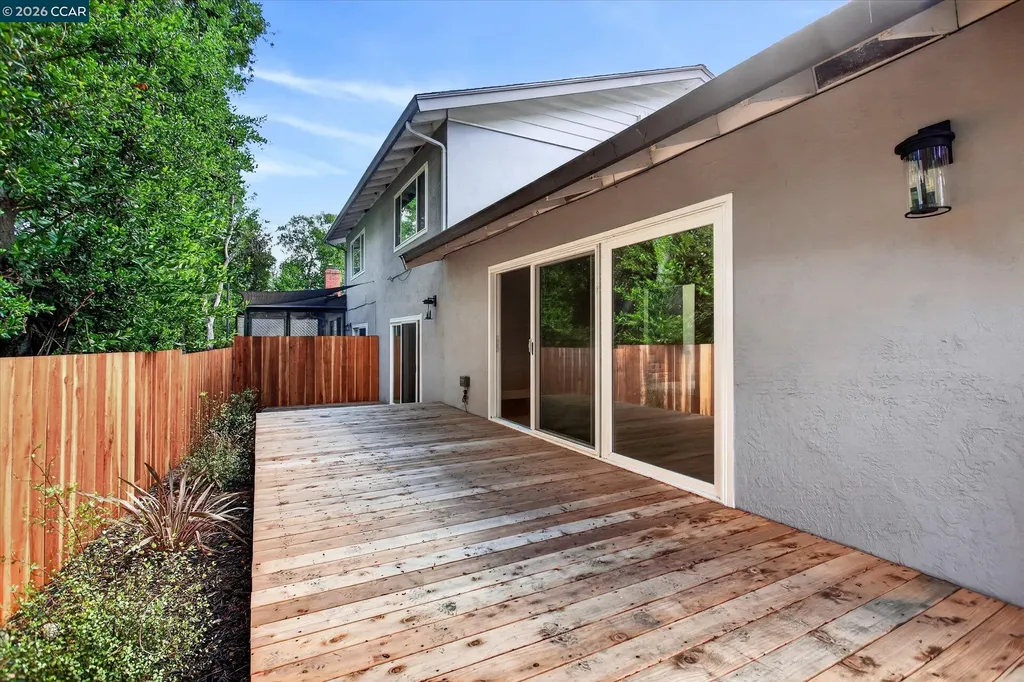 2083 Donald Drive Moraga CA 94556