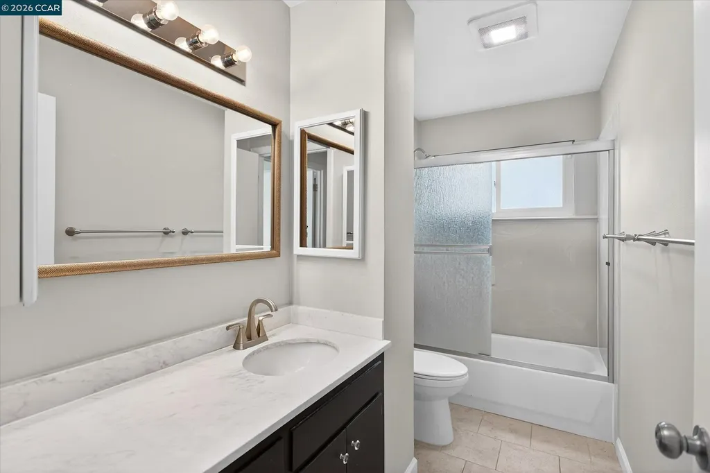 2083 Donald Drive Moraga CA 94556