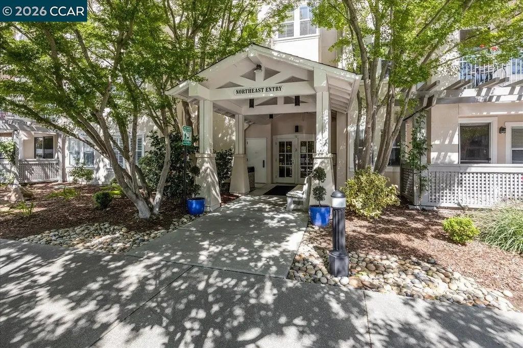 1840 Tice Creek Drive Walnut Creek CA 94595