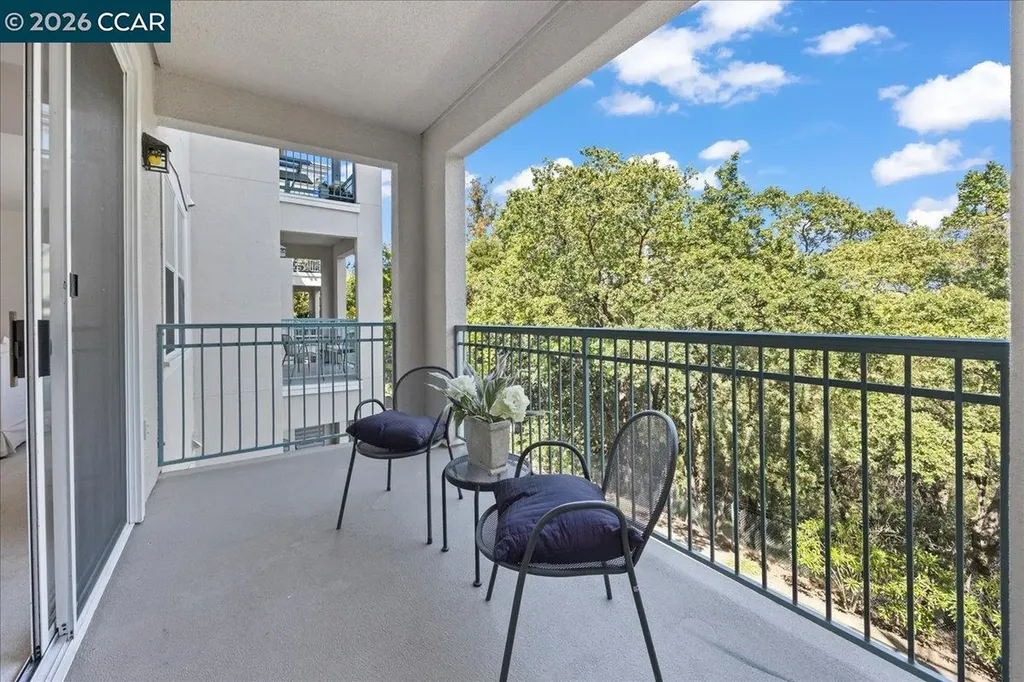 1840 Tice Creek Drive Walnut Creek CA 94595