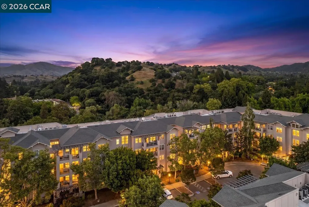 1840 Tice Creek Drive Walnut Creek CA 94595