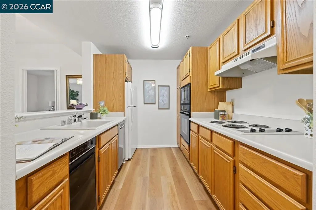 1840 Tice Creek Drive Walnut Creek CA 94595