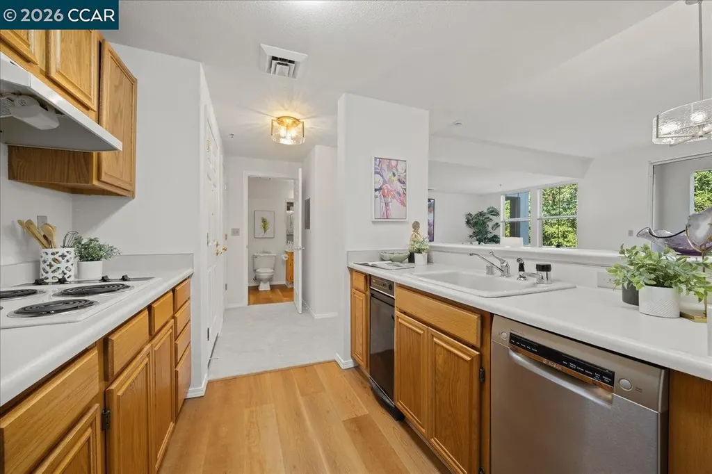 1840 Tice Creek Drive Walnut Creek CA 94595