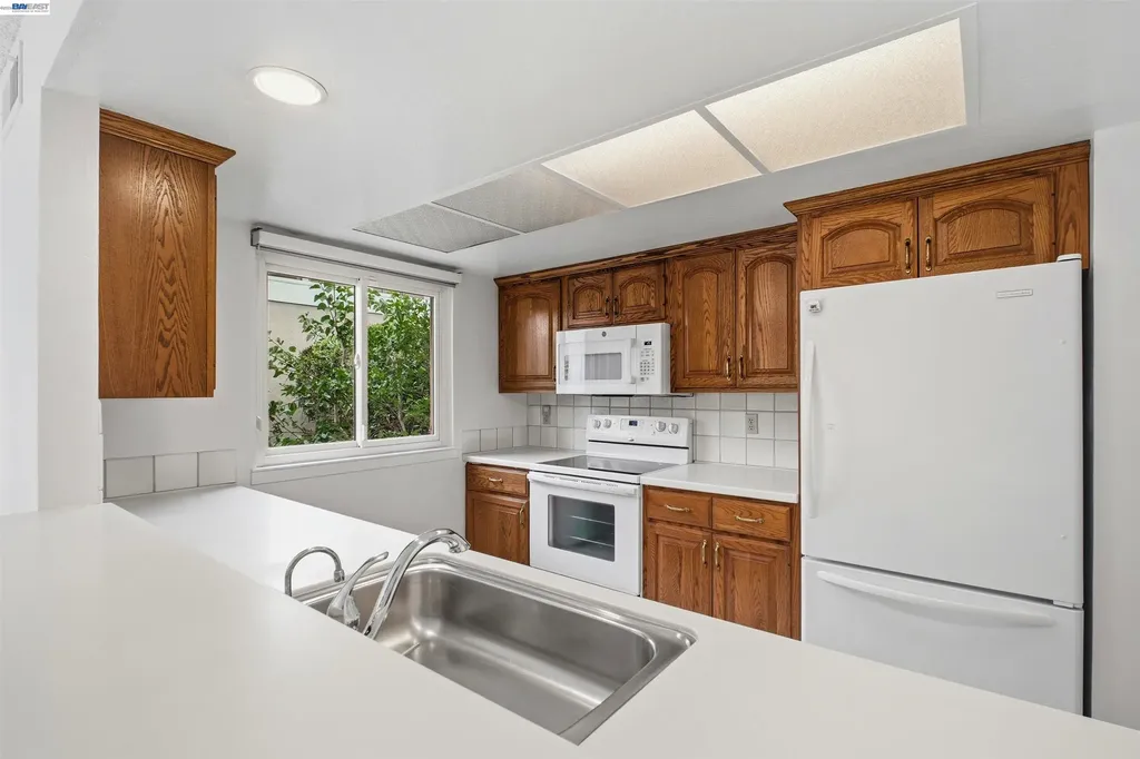 34656 Calcutta Fremont CA 94555
