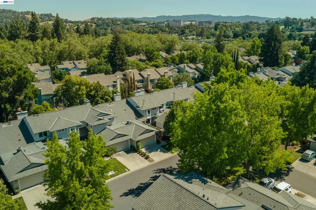 1982 Via Appia Walnut Creek CA 94598