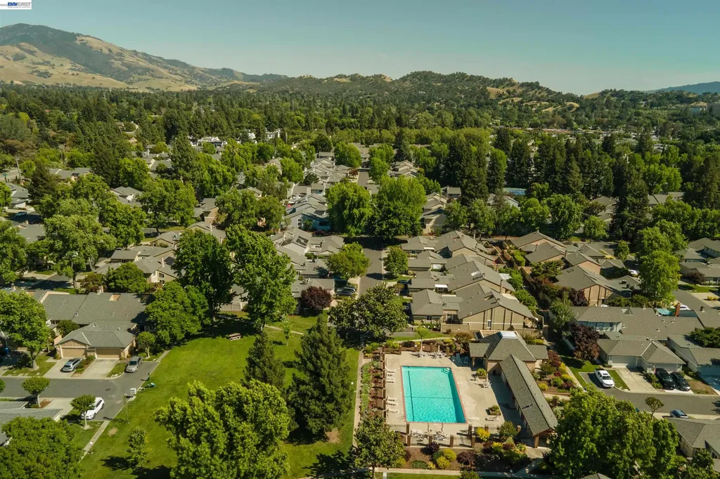 1982 Via Appia Walnut Creek CA 94598