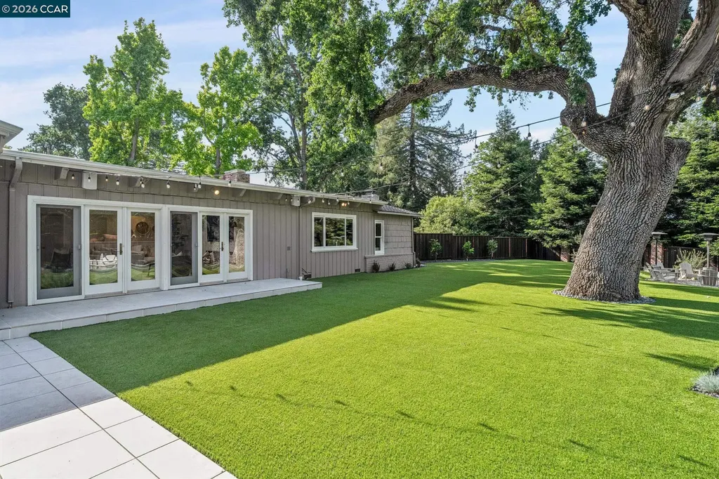 786 Los Palos Manor Lafayette CA 94549