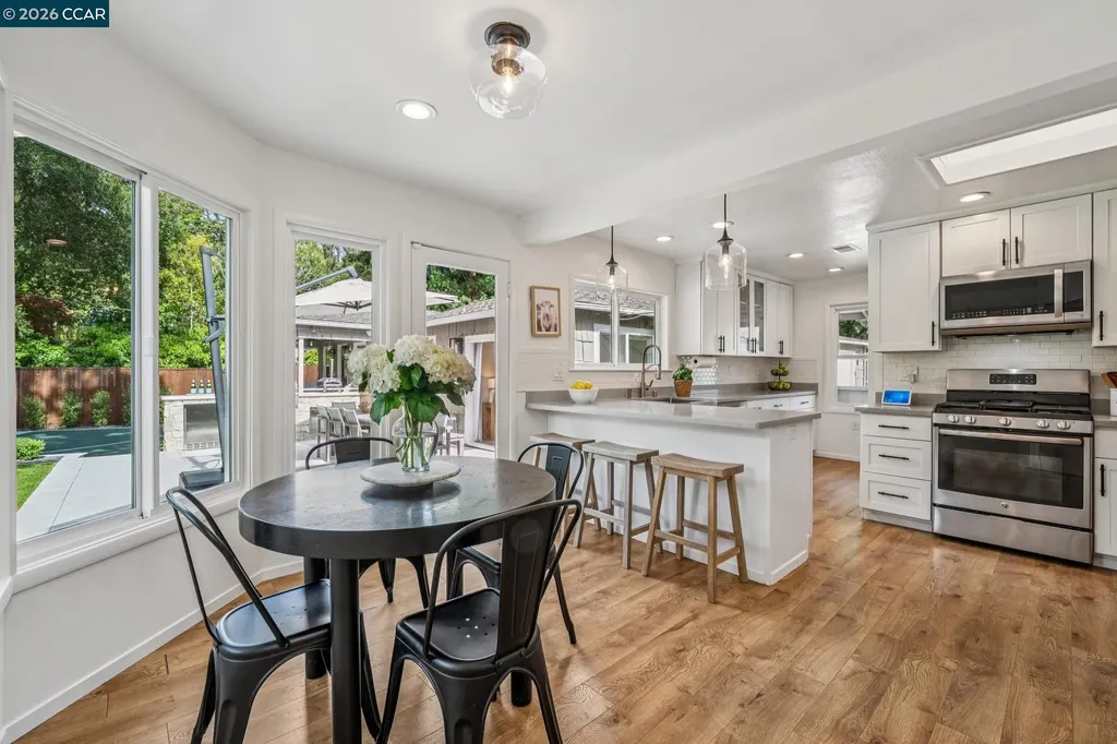 786 Los Palos Manor Lafayette CA 94549