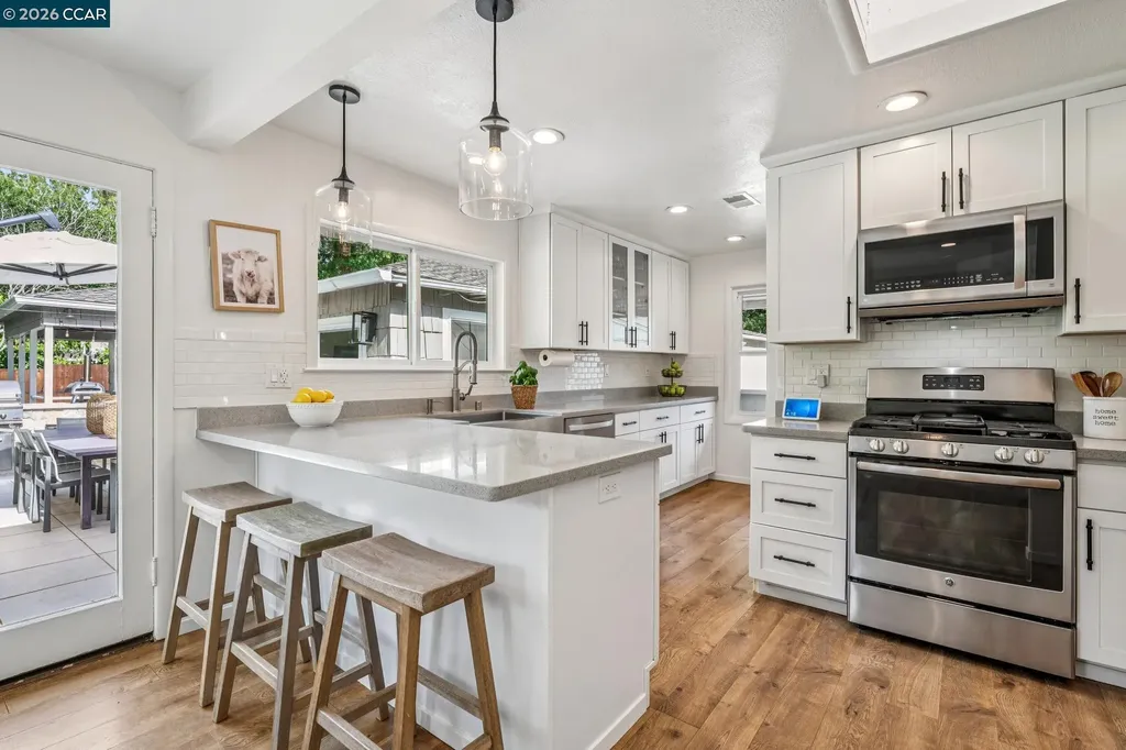 786 Los Palos Manor Lafayette CA 94549