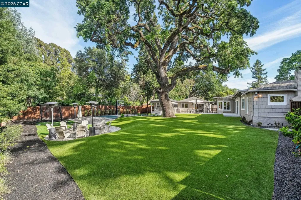 786 Los Palos Manor Lafayette CA 94549