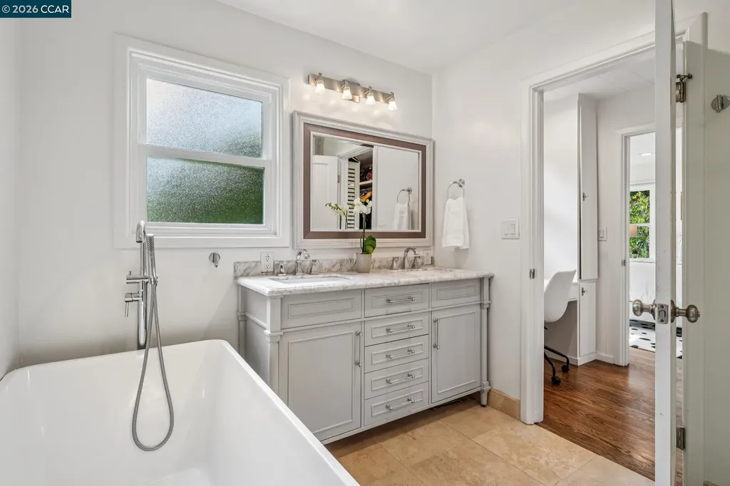 786 Los Palos Manor Lafayette CA 94549
