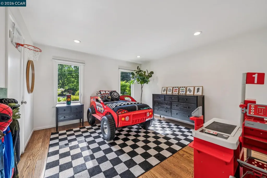 786 Los Palos Manor Lafayette CA 94549