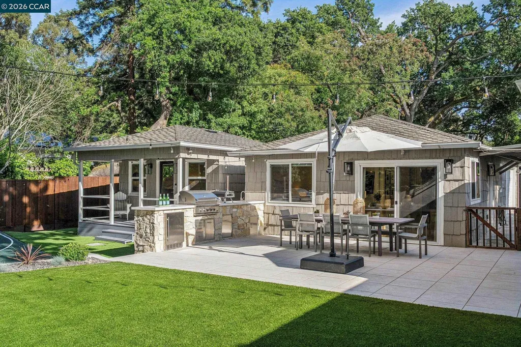 786 Los Palos Manor Lafayette CA 94549