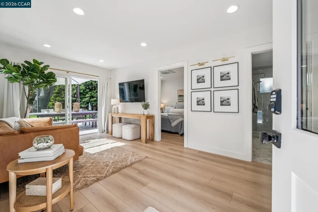 786 Los Palos Manor Lafayette CA 94549