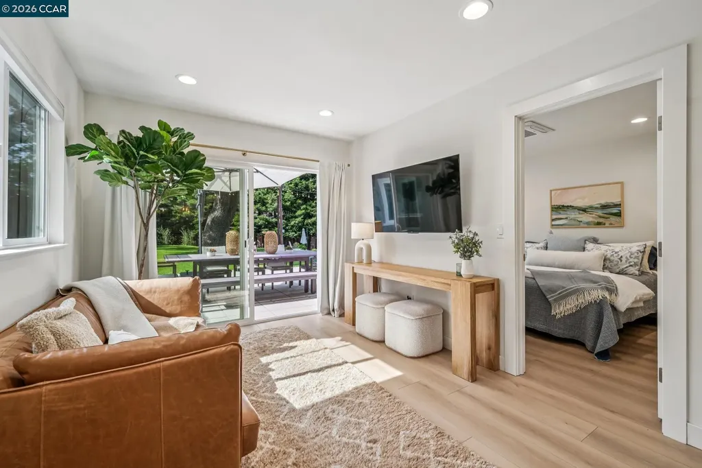 786 Los Palos Manor Lafayette CA 94549