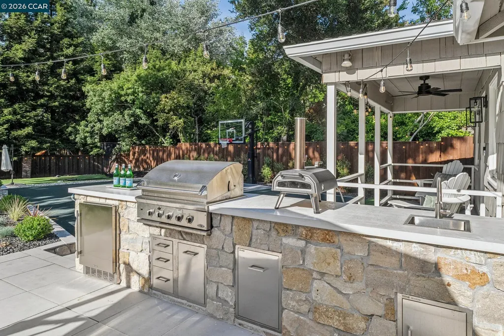 786 Los Palos Manor Lafayette CA 94549