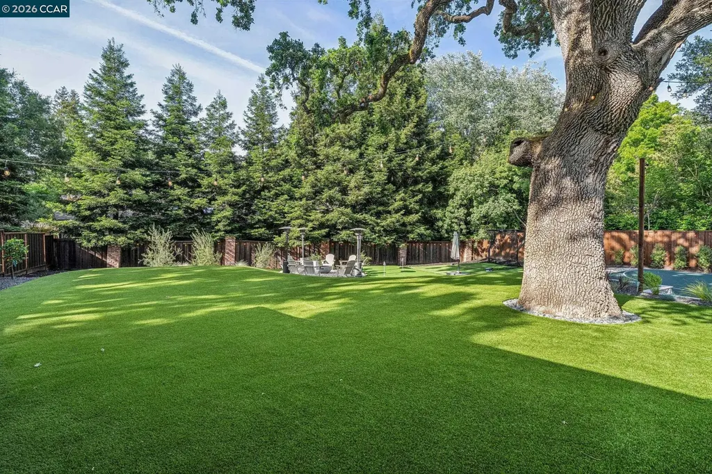 786 Los Palos Manor Lafayette CA 94549