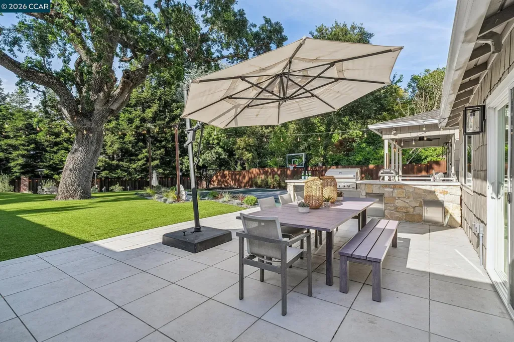 786 Los Palos Manor Lafayette CA 94549