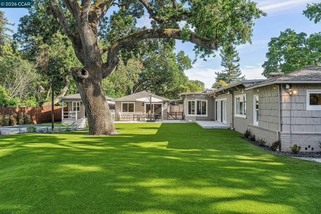 786 Los Palos Manor Lafayette CA 94549