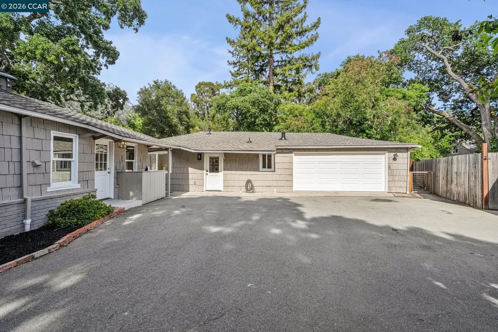 786 Los Palos Manor Lafayette CA 94549
