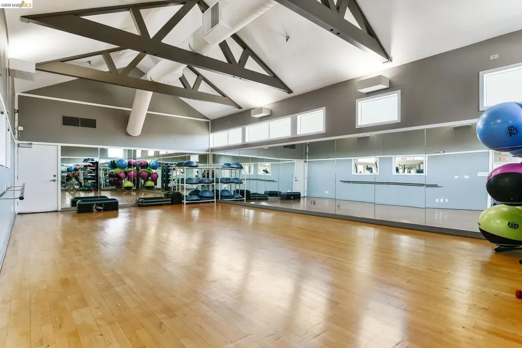 6400 Christie Avenue Emeryville CA 94608