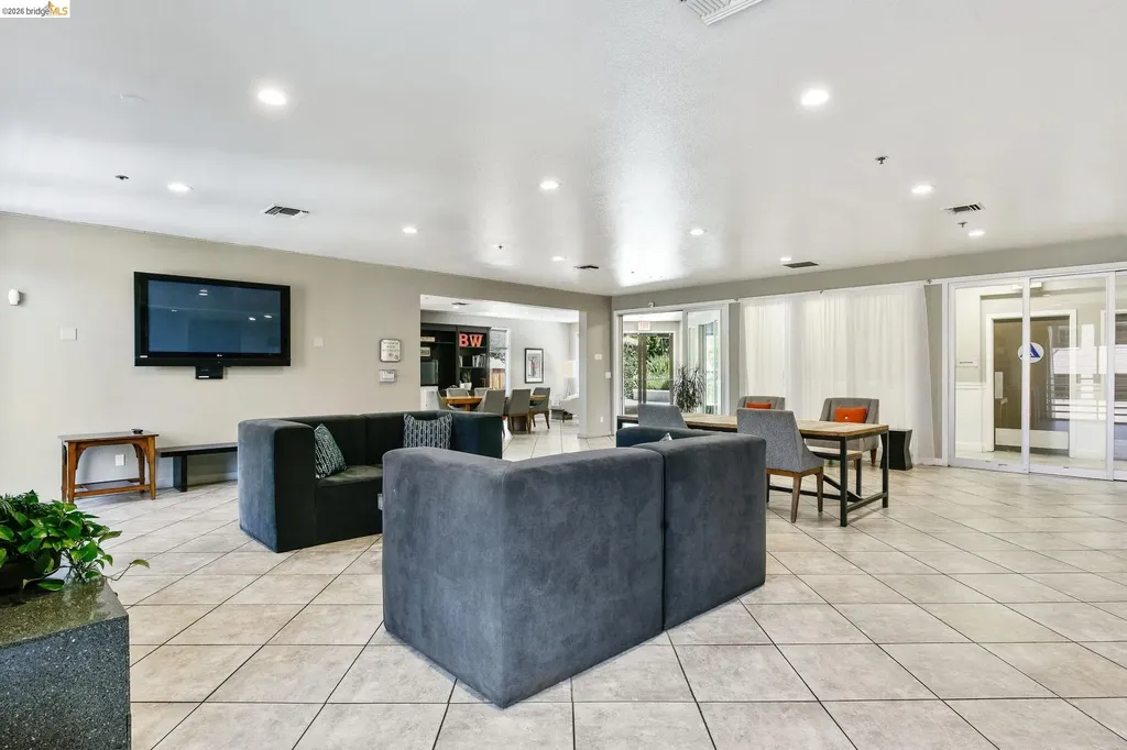 6400 Christie Avenue Emeryville CA 94608