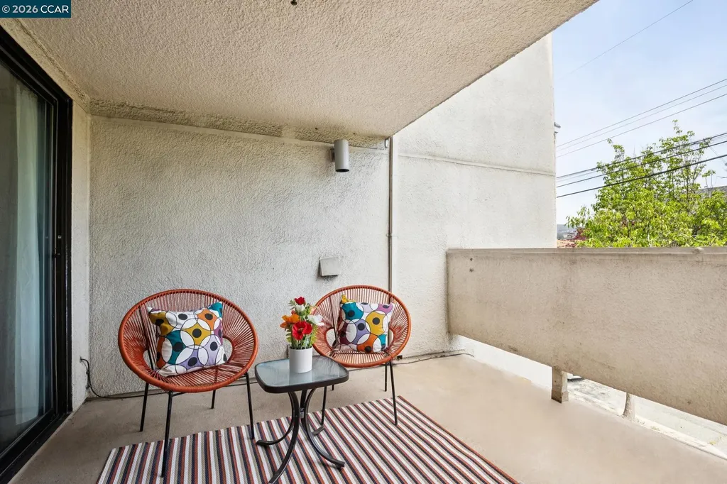 655 Chetwood Street Oakland CA 94610