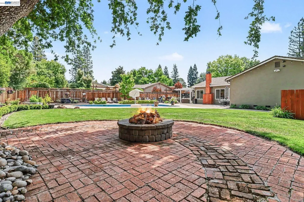 131 Brookside Place Danville CA 94526