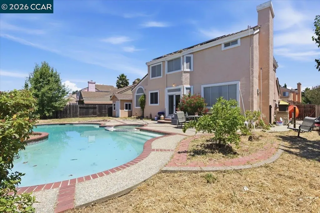330 Bartlett Court Suisun City CA 94585