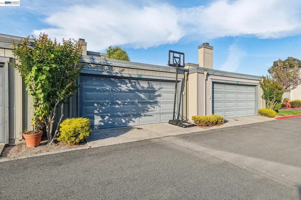 3447 Capella Lane Alameda CA 94502