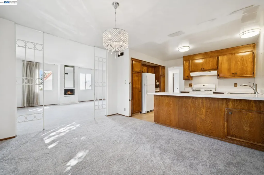 1701 Central Avenue Alameda CA 94501