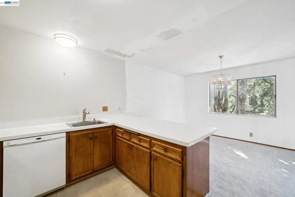 1701 Central Avenue Alameda CA 94501