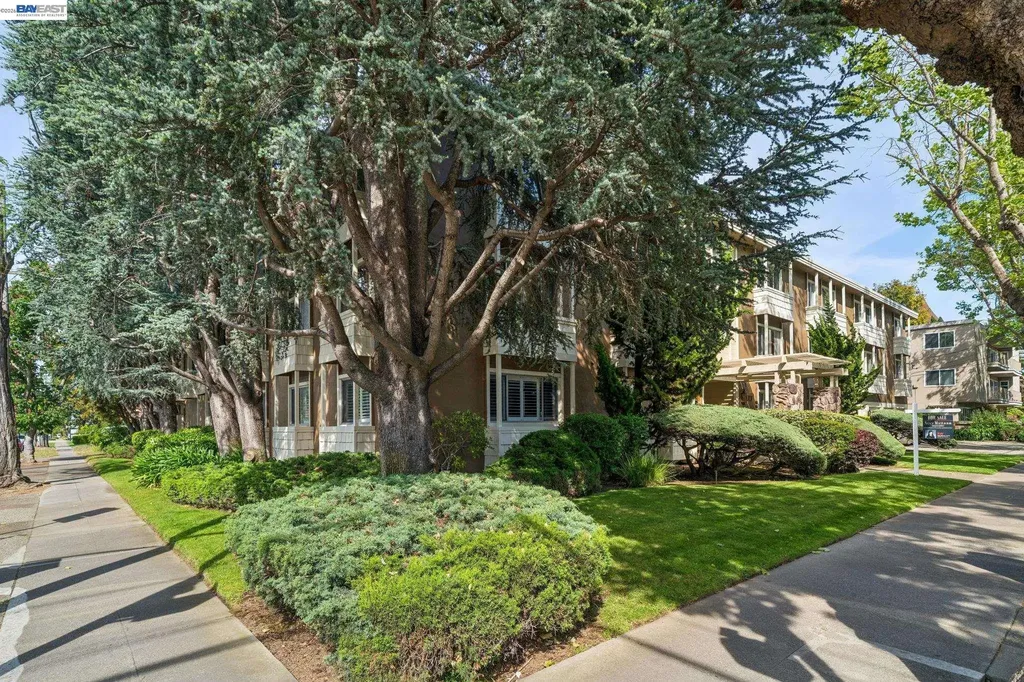 1701 Central Avenue Alameda CA 94501