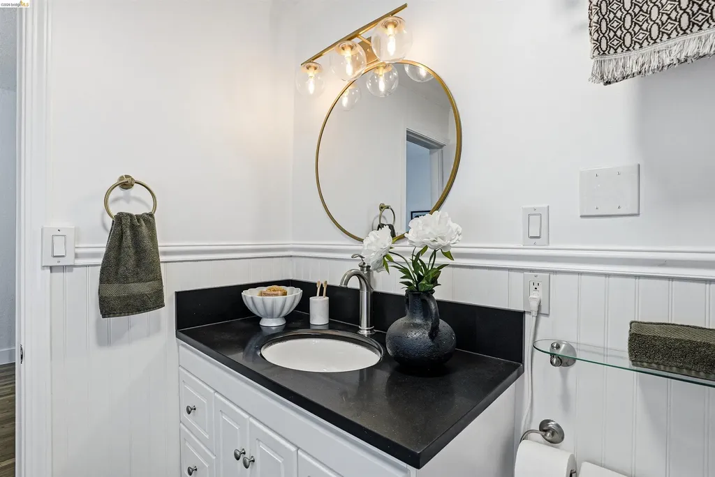2237 Trafalgar Place Oakland CA 94611