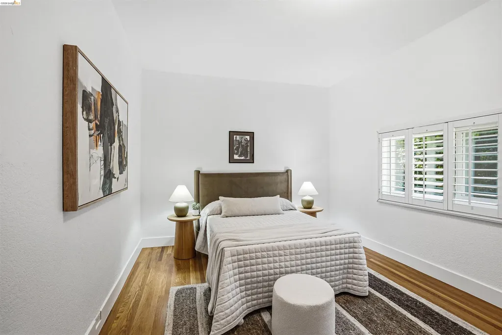 2237 Trafalgar Place Oakland CA 94611