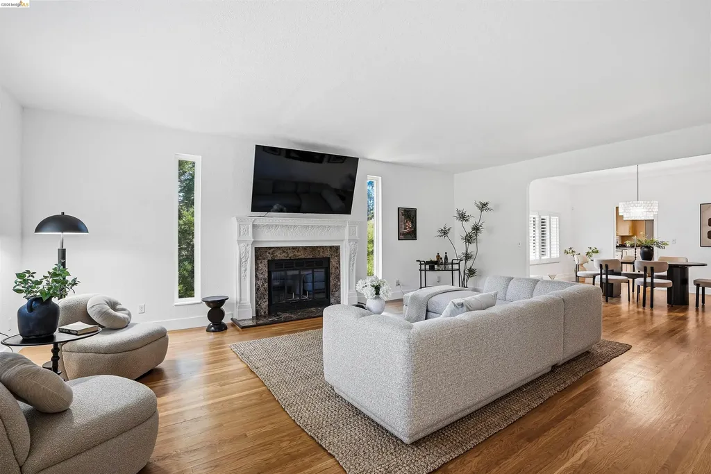 2237 Trafalgar Place Oakland CA 94611