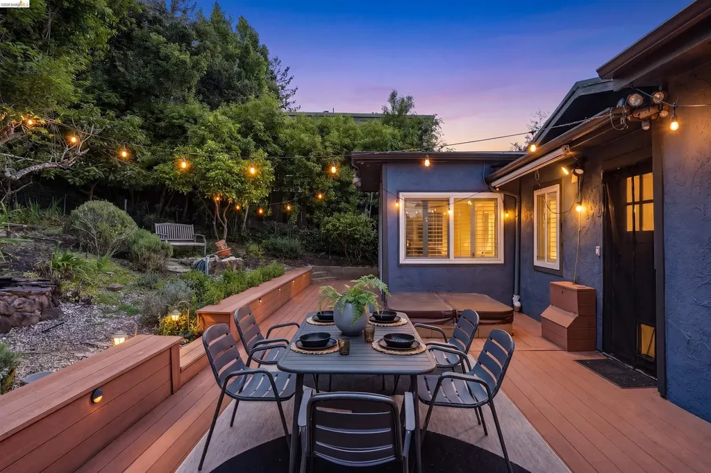 2237 Trafalgar Place Oakland CA 94611