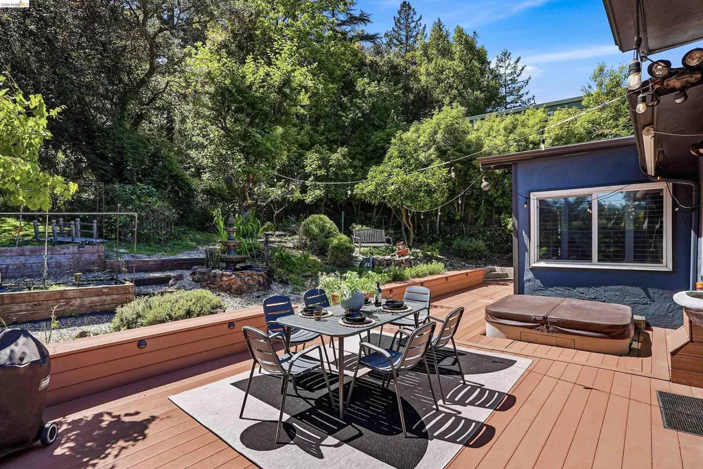 2237 Trafalgar Place Oakland CA 94611