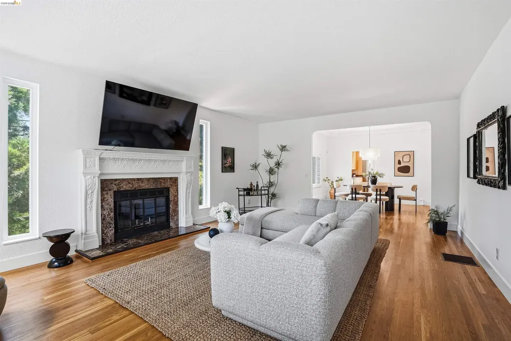 2237 Trafalgar Place Oakland CA 94611