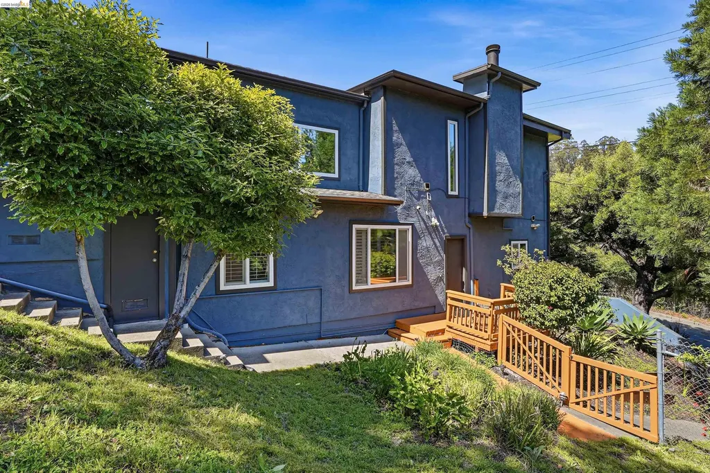 2237 Trafalgar Place Oakland CA 94611