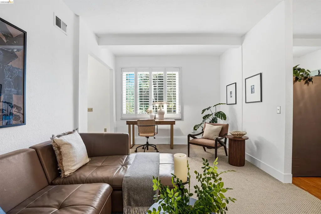2237 Trafalgar Place Oakland CA 94611