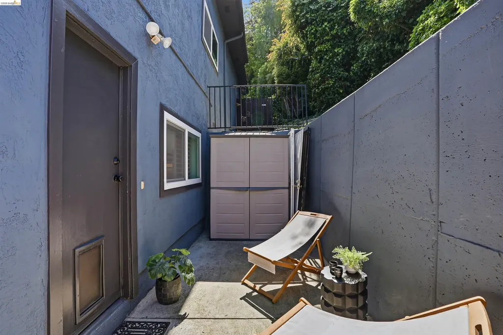 2237 Trafalgar Place Oakland CA 94611
