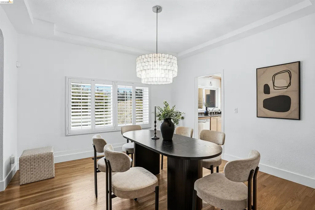 2237 Trafalgar Place Oakland CA 94611