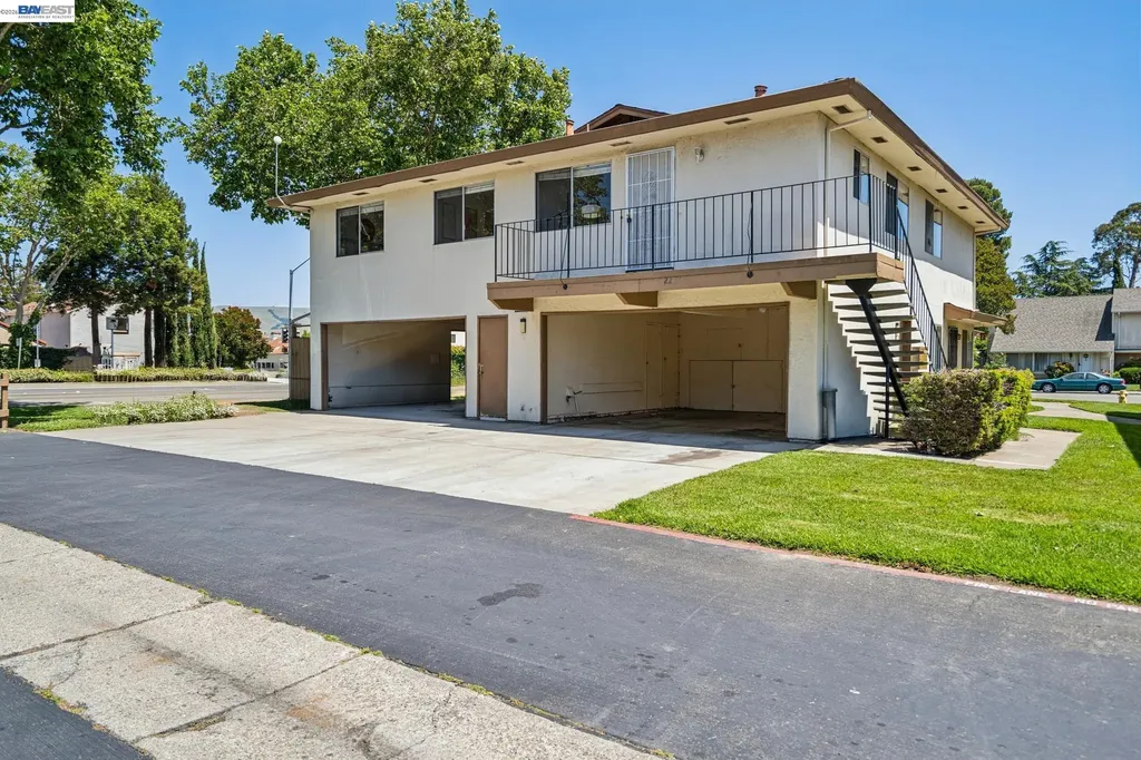 2297 Medallion Drive Union City CA 94587