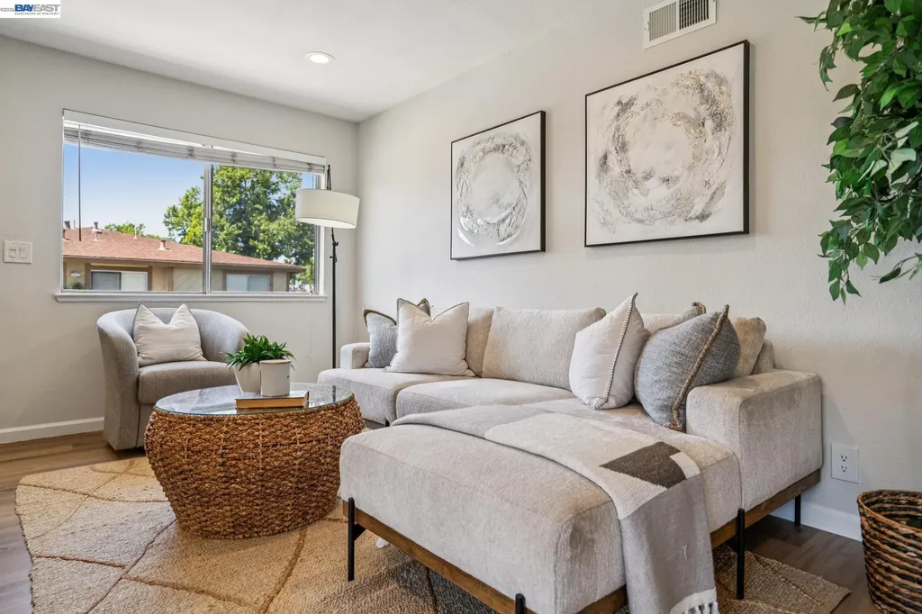 2297 Medallion Drive Union City CA 94587